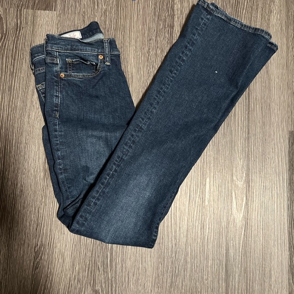 GAP baby Boot Jeans with Mid-Rise Fit - Picture 6 of 12